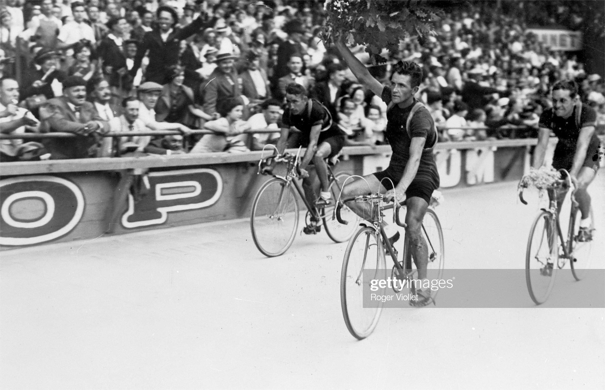 1656250659814457_2048x1321.jpg gettyimages-74266150-2048x2048.jpg