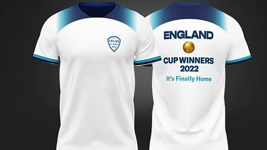 足球还是没能回家 英国某公司提前印制英格兰夺冠衫被迫甩卖