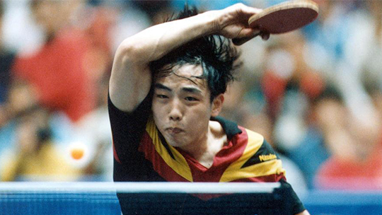 春节档电影《中国乒乓之绝地反击》讲述的1995年世乒赛，到底发生了什么？